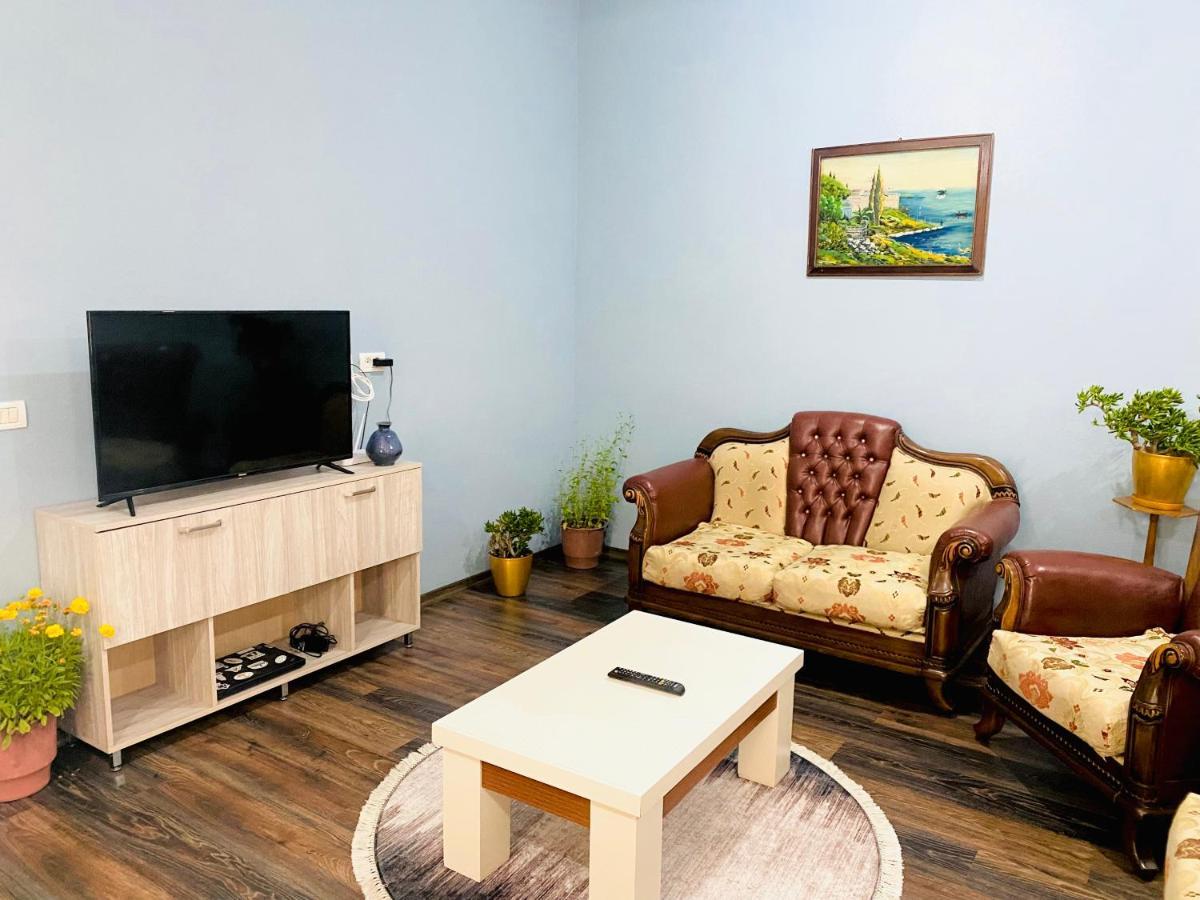Kb Downtown Gjirokaster Appartement Buitenkant foto